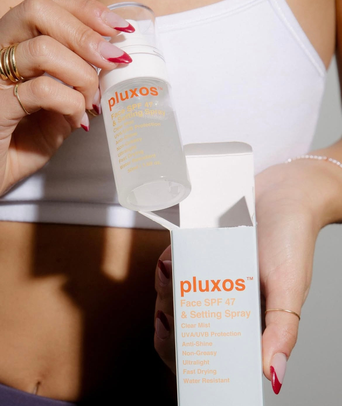 Pluxos Face SPF 47 & Setting Spray